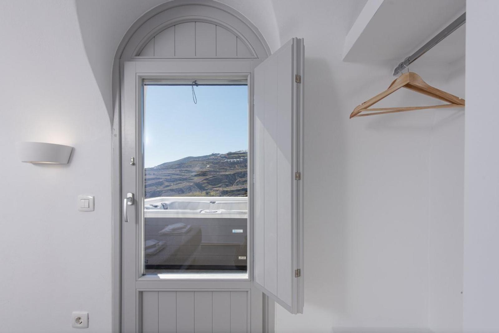 Golden View Suites Βόθον Εξωτερικό φωτογραφία